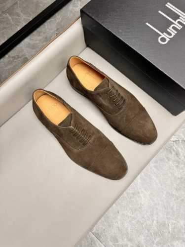 英国品牌dunhill 登喜路男士经典商务皮鞋，进口原版反绒牛皮，牛皮内里，真皮大底，牛皮内里让鞋子穿在脚上时尚又舒适。码数：39-44 38、45、46定做