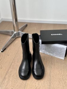 P短靴 长靴 Chanel 24B巨经典骑士靴 高品质高做工！ 鞋面内里牛皮，原版真皮大底！ Size:35-39 其他码数定做