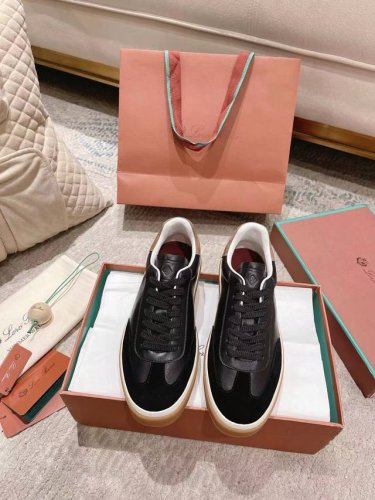Lp新品发售loro Piana 官网同款针织拖鞋｜采用 Wish 超软牛皮面料制作｜鞋面采用超柔牛皮面料制作工艺｜内里垫脚羊皮，中底羊皮，全方位一比一复原专柜