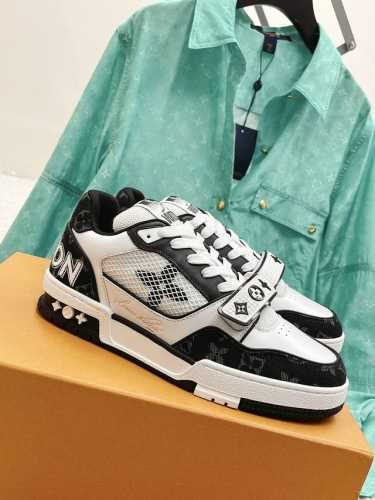 橙子出厂价 Louis Vuitton 路易威登 LV Trainer 魔术贴运动鞋板鞋 休闲复古篮球鞋 情侣款Virgil Abloh亲自操刀设计，向篮球鞋设