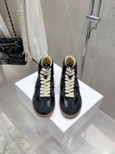 情侣款 男10 Maisonmargiela Mm6 马吉拉 高帮情侣款针织连袜漏孔德训鞋 休闲运动鞋 原版购入开发 做货 鬼才设计师品牌，一个轻奢品牌 这一款