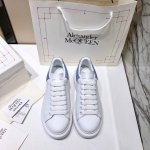 批发直销 女鞋 女装 常年现货，秋冬新品专柜同步AlexanderMcQUEEN 男．女同款麦昆新色大底和皮料新色小白鞋，专柜自购原版1：1打造：新楦形，同原版