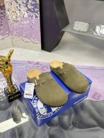 工厂价： Birkenstock London 勃肯 升级全软木颗粒脚床 轻松拿捏松弛感的秘籍 勃肯鞋舒适自在四季可穿风格百搭高级中性风“丑萌丑萌”博肯全鞋 皮