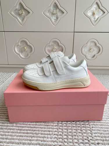 新色 Acne Studios 最新爆款笑脸魔术贴厚底小白鞋 市场高版本 原版购入开发 做货 此款魔术贴运动鞋从上世纪八十年代网球鞋汲取设计灵感，选用皮革制成，