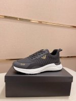 工厂价 阿玛尼 ARMANI EXCHANGE 官网最新款 AX时尚休闲男鞋，爆款版型简洁大气，潮男专属.独有的官网最新品牌元素元素原版装饰，时尚又大方，面料原