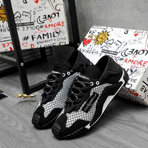 商品商标：Dsquared2 情侶款 休闲鞋正码码数: 35－46商品材料：精选牛皮拼接鞋面 牛皮鞋墊 原版大底