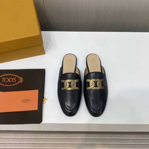 出厂价 顶级品质 莞产高品质 Tods 2024新款金属链条饰扣单鞋 ，托德斯穿着一如既往的舒适 Tods乐福鞋通过其手工作品充分体现了工艺大师精益求精的匠人精
