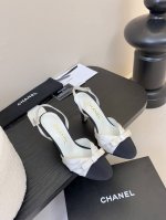 Chanel 小香25CA新品蝴蝶结单鞋系列原版1:1复刻 经典中的经典无论搭配裤装还是裙装都是完美小圆头的设计很好的修饰脚型 小仙女们必备！鞋面采用进口真丝内