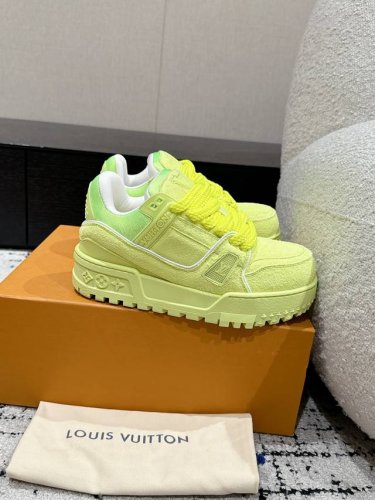 顶级版本LV路易威登 驴牌 25 TRAINER MAXI 胖丁系列 面包 厚底 滑板 休闲 运动鞋 原版购入开发 做货 可爱胖trainer，来闭着眼睛买的款