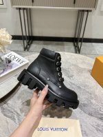 顶级版本：情侣款 L家 驴牌 Checker系列 厚底 短靴 马丁靴 及踝靴 原版购入开发 做货 Lv Checker 及踝靴亮相于路易威登 2024 春夏男装