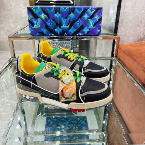 顶级版本 上线男款39-44 45.46 Virgil Abloh 向篮球鞋设计汲取灵感，推出标志性 LV Trainer 运动鞋，官网最新修改版本1A8QA9