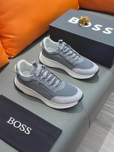 商品名称：Armani 阿玛尼 正规码数: 38-44 休闲鞋 商品材料：精选 牛皮鞋面，柔软羊皮垫脚；原厂特供大底。