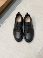 Ferragam* 菲拉格慕、高版本 专柜同步发售，原版意大利进口牛皮 凸显高端 贵气 档次 做工考究， 羊皮内里 。鞋底：原厂特供原版大底，实物拍摄。码数：3