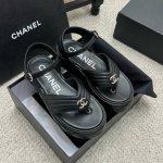 代购级 官网同步 凉鞋 CHANEL 25ss 春夏沙滩拖鞋 凉鞋 专柜非常火爆 非常难买的一款鞋 全网最火的厚底拖鞋 可想而知小香控不可错过的 颜值与舒适并存