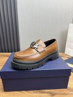 工厂价 迪奥.CD男士商务休闲皮鞋全部采用进口原版品牌皮料，只为打造更为舒适的穿着体验，鞋面：原版牛皮进口牛皮里，原版防滑耐磨橡胶大底8-45 45不退换