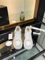 Chanel 女款毛里码数: 34-40 34.40码不退不换配原版全套包装Chanl* 香奈儿2024Sw网红明星同款 专柜最新走秀主打系列上新款， 牛皮字母