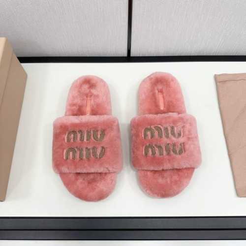 高端品质muumuu 2024今年秋冬最火羊毛拖鞋爆款来袭 顶级 品质、完美细节、市场最高版本、你值 拥 原版橡胶 进口皮毛 内里 垫脚:羊毛 Size：35-