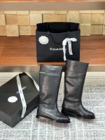 CHANE※小香长靴本季秋冬季必备单品！！胎牛皮真皮大底版小红书力推款，怎么搭配都好看，时髦精必备，香奈儿女士钟爱简约又难以抗拒系搭配展现与众不同的穿搭风格、自