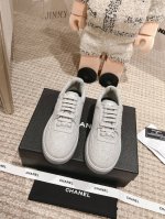 Chanel 新款休闲运动鞋 顶级版本 无敌漂亮又好穿 绝对仙女款非常轻便 配色高级耐看百搭必备款 鞋面：特殊材料加泥子布 羊皮内里，原版垫脚 原版tpu大底