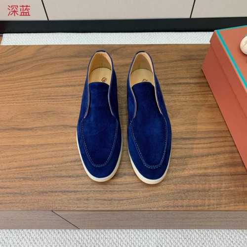 Loro Piana 高帮乐福鞋。意大利顶级羊绒复古优雅低调奢华。时尚性与皮料实用性同样兼具依然全网最高品质。鞋面羊京丝质柔滑。手工缝线，水染皮里。原版大底。配