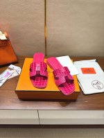 Hermes 爱马仕H拖平纹系列！鳄鱼纹 蛇纹牛皮上脚颜值超高！原版鞋1:1制作，顶级版本，上脚非常舒服大方，大牌名明最爱的奢侈品高档华丽的完美结合一体,为你展