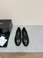 Chanel 24Ss秋冬新款 万年经典 圆头 芭蕾舞 单鞋 好品质不多 真正做到随便进出专柜无压力 无论楦型、皮料选择、制造工艺都是正品工艺，十分考究。 面料