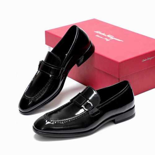 商品商标：Ferragamo 菲拉格慕 休闲皮鞋正码码数: 38-44 45订的制商品材料：精选 进口头层开边珠牛皮鞋面+奢华五金扣，进口水染牛皮内里 强烈立体