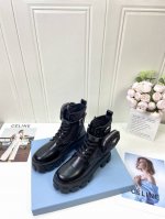 工厂 代购级 Prad 家经典靴型+英伦拼色设计，经典耐看！原版倒模楦型，极致1:1形体，进口高端织针呈现出精致质感！ 开模定制a级大底，奢华包装！ -无二品质