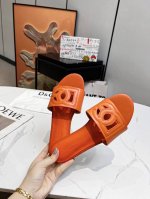 杜嘉班纳牛皮面料，压花工艺，羊皮内里鞋垫，35-42码，出厂价