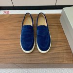 Brunell* Cucinell* 男款乐福鞋。简约时尚。鞋面牛京，牛皮内里，高密度弹力乳胶 可拆卸独立高弹力乳胶鞋垫 原版大底。 码数：39-46 39、4