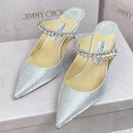 冲量价 今日新品 Jc一字带钻石链条尖头高跟鞋 代购级别！经典的bing系列 更立体 更闪耀～满满的少女风 既摩登又复古的味道 非常简约大气 不管是裙装还是裤装