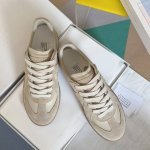 顶级版本：情侣款 Maisonmargiela Mm6 马吉拉 情侣款 德训鞋 休闲 运动鞋 原版购入开发 做货 鬼才设计师品牌，一个轻奢品牌 这一款德国训练鞋