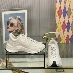 Gucci Run系列运动鞋，顶级代购级别，与yb一致！ 古奇2024S早春新款 情侣款gg系列休闲运动鞋 这一单品的设计从运动世界中汲取灵感，透过gucci视