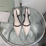 平底 高跟 Brunello Cucinellibc经典小尖头露后跟高跟鞋 单鞋 顶级品质 进口小羊皮面&牛皮面&进口麂皮面，原版定制纯铜镶珠装饰 牛皮内里 意
