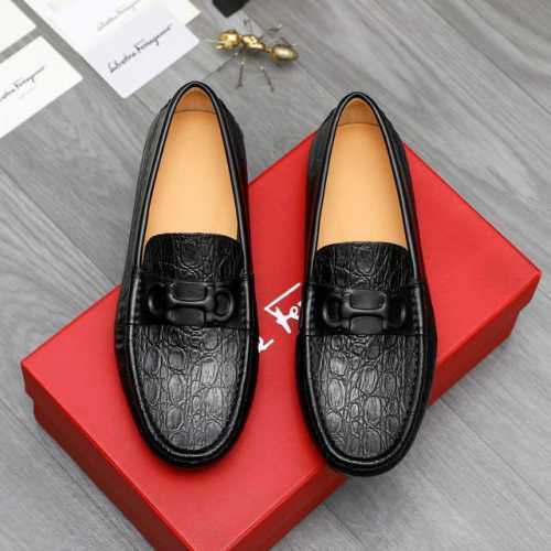 商品商标：Ferragamo 菲拉格慕 套腳鞋正码码数: 38-44 37.45.46订做不退换商品材料：精选 压纹牛皮鞋面 猪皮内里 橡胶大底