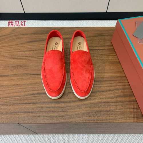 高版本 男款10 Loro Piana 光面乐福鞋。意大利顶级羊绒复古优雅低调奢华。时尚性与皮料实用性同样兼具依然全网最高品质。鞋面羊京丝质柔滑。手工缝线，水染