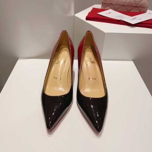 顶级版原版盒 Christian Louboutin s原版做货重工CL经典漆皮高跟鞋系列～ 鞋面：黑于红的极致冲突，完美诠释正装高跟鞋的经典，楦型线条感修长优