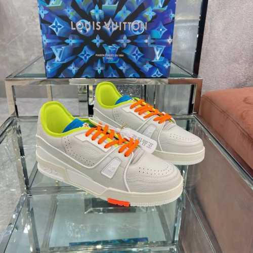 顶级版本 上线男款39-44 45.46 Virgil Abloh 向篮球鞋设计汲取灵感，推出标志性 LV Trainer 运动鞋，经典的花纹富含着整体的特性，
