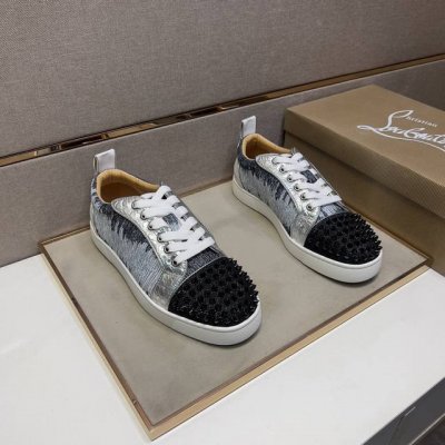 出厂价 Cl～ 男休闲鞋 2024Z柜同步发售 码数:38-45，46、47定制# 1个颜色鞋面选用多材质拼接真皮内里，舒适透气，鞋底：原版舒适耐磨大底，实物拍