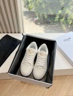 g039现货供应celine思琳赛琳 2024女凯旋门徽标系带情侣休闲鞋356853简单舒服，干净利落，增高显腿细，无论是单穿还是搭配阔腿裤，高街又复古一起来做