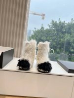 G012Chanel 香奈儿*小香秋冬新款字母雪地靴棉鞋这款骑士靴真的是帅气时尚的代表，靴筒chanel字母点缀 低调不失奢华！简约时尚个性又大气！自然流畅的美