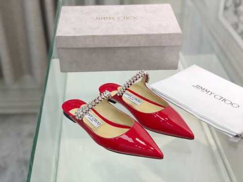 Jimmy Choo 吉米周 新款羊猄珍珠链条系列 面料：羊猄 内里：进口意制小羊皮 超级柔软细腻 大底：进口意大利原色牛皮底 码数：35～39 34、40、4