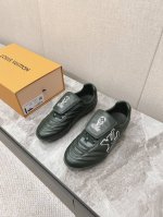 LV路易威登最新Footprint系列 情侣款足球运动鞋原版购入开发 做货 这款 Footprint Soccer 运动鞋于2025春夏系列时装展中亮相，是Ph