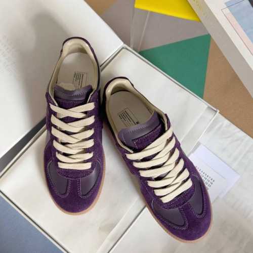 顶级版本：情侣款 Maisonmargiela Mm6 马吉拉 情侣款 德训鞋 休闲 运动鞋 原版购入开发 做货 鬼才设计师品牌，一个轻奢品牌 这一款德国训练鞋