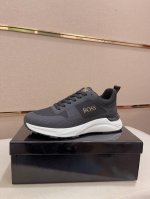 工厂价: BOSS 最新休闲男鞋，欢迎1:1对比，爆单款BOSS香港专柜休闲鞋，专柜品质，支持验货，优质做工，鞋面采用意大利进口飞织面料，透气羊皮内里，原版时尚