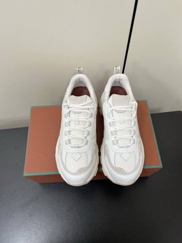 男款350Loro Piana 诺悠翩雅 Cairn Walk系列 情侣款 厚底 休闲 运动鞋 老爹鞋原版购入开发 做货 这款灵感源自都市风格的运动鞋舒适贴合脚