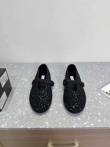 ALAIA 阿莱亚 小众潮牌 25ss春夏新款芭蕾舞鞋 法国高端一线高定品牌 AzzedineAlaia:时尚界最后的手艺人巴黎时装界以及全世界都享有盛誉维多利