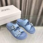 麦昆Alexander Mcqueen 皮面拖鞋 原版复刻定制，麦昆两带拖鞋搭配金属扣刻Mcq标志，约5Cm 轻松穿出大长腿，舒适，百搭，夏天必入的一款拖鞋 S