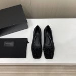 出厂价 顶级品质 Alexander Wang 亚力山大 王 2024夏秋最新款． 色齐发，单鞋专柜同步 市场独家原单包装，原单贴皮布袋！四季必须拥有一双大王鞋