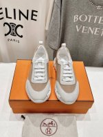 高版本出厂 男码+10 情侣款 Hermes 爱马仕h家24Ss新款情侣运动休闲鞋跑步鞋 经典运动风格+英伦拼色设计，经典耐看！原版倒模楦型，极致1:1形体，进